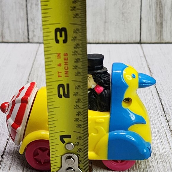 DC Comics Penguin Car Batman McDonalds Happy Meal Toy Spinning Umbrella 1991 - Picture 7 of 8